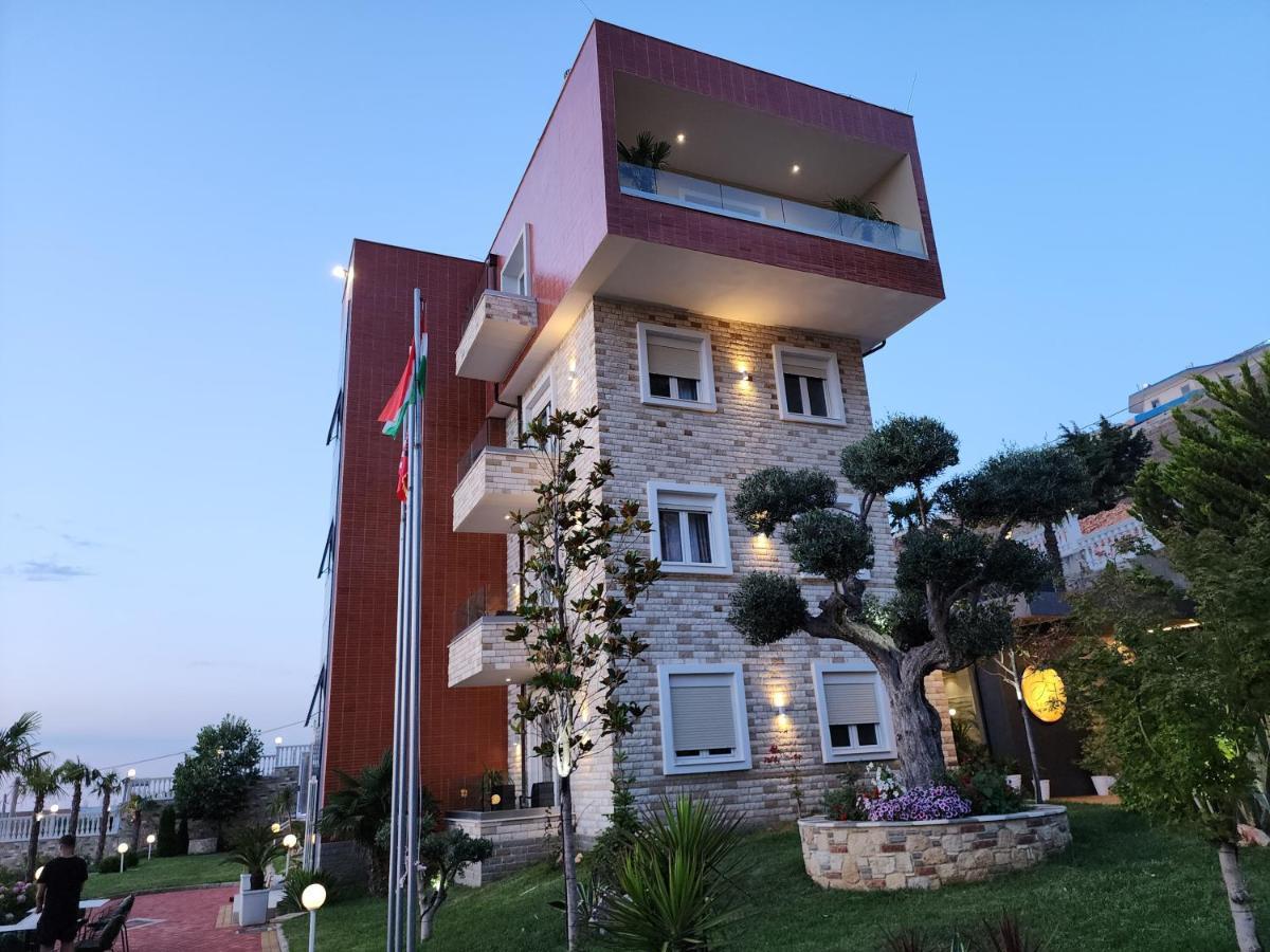 Festim Villa Hotel Kanine Exterior photo